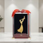 تندیس شوق مادرانه