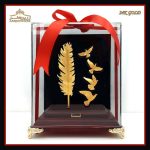 تندیس پر پرواز